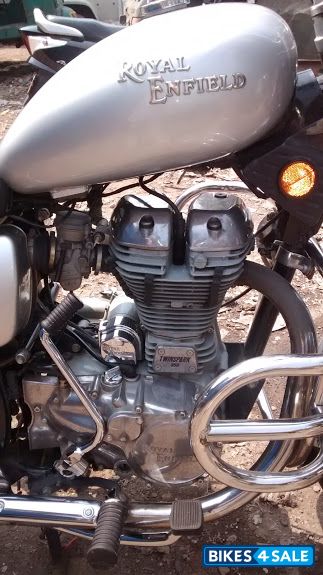 Silver Royal Enfield Thunderbird TwinSpark 350
