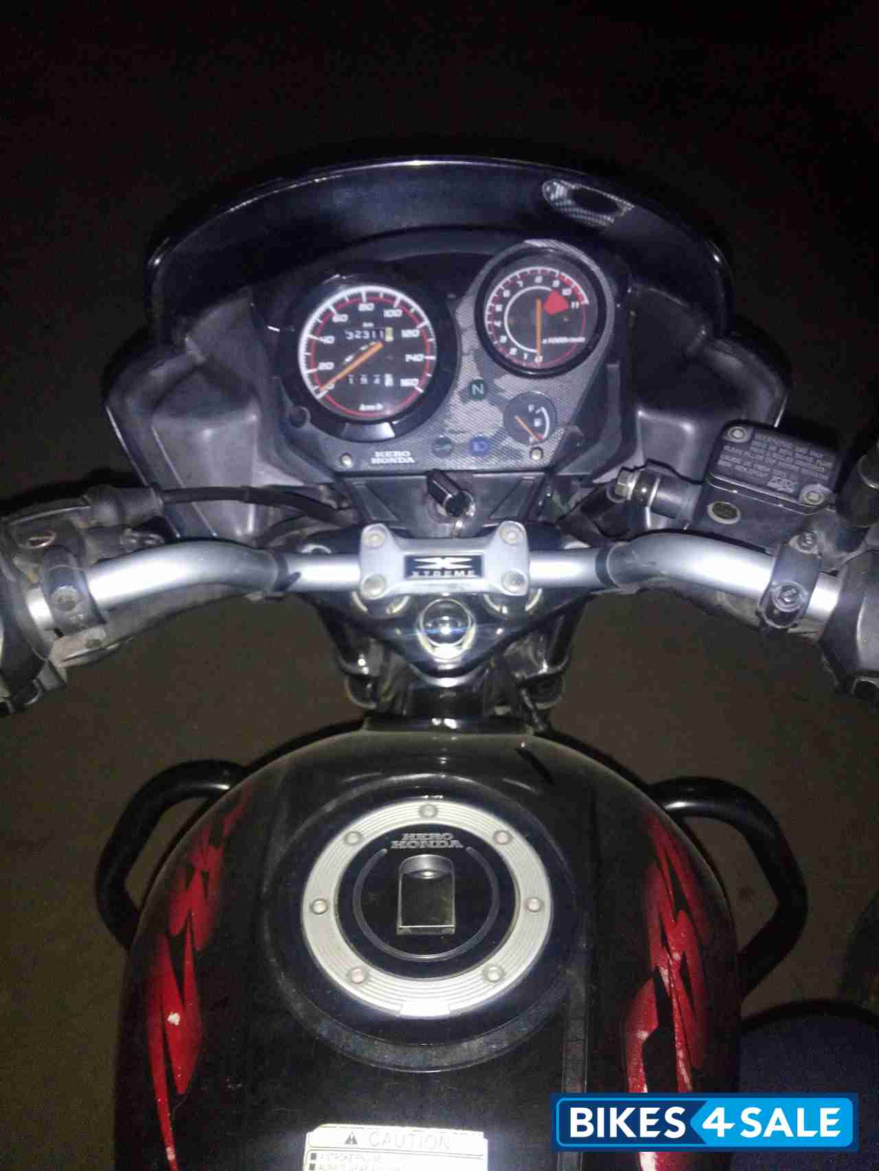 Black Red Hero CBZ Xtreme