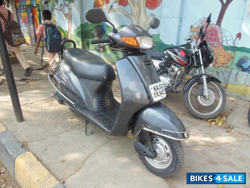 Black Honda Activa