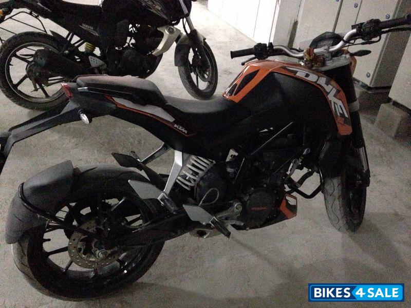 KTM Duke 200