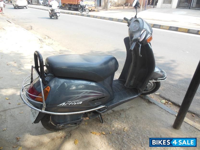 Black Honda Activa