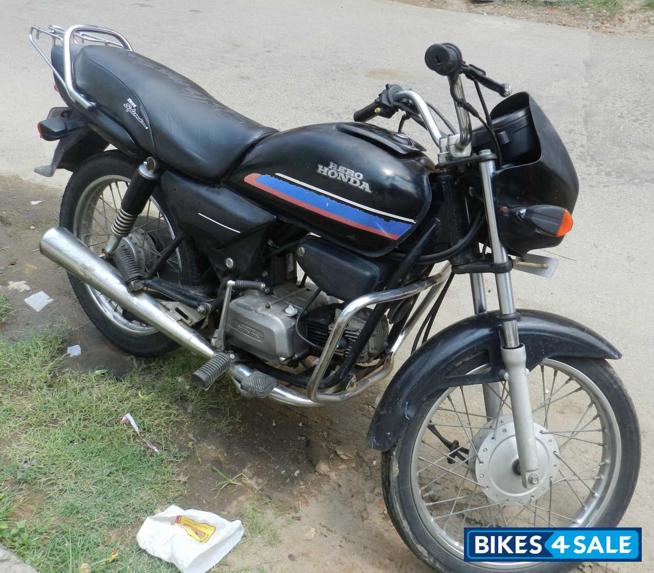 Repainted Black Hero Splendor