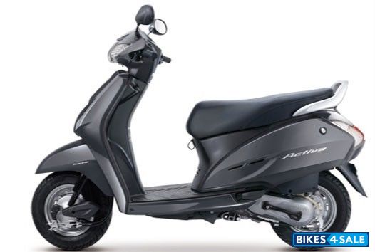 Gray Honda Activa