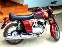 Red Ideal Jawa Yezdi CL II