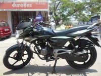 Black Bajaj XCD 135 DTS-Si
