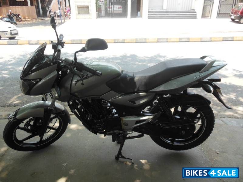 Gray Bajaj Pulsar 150 DTSi