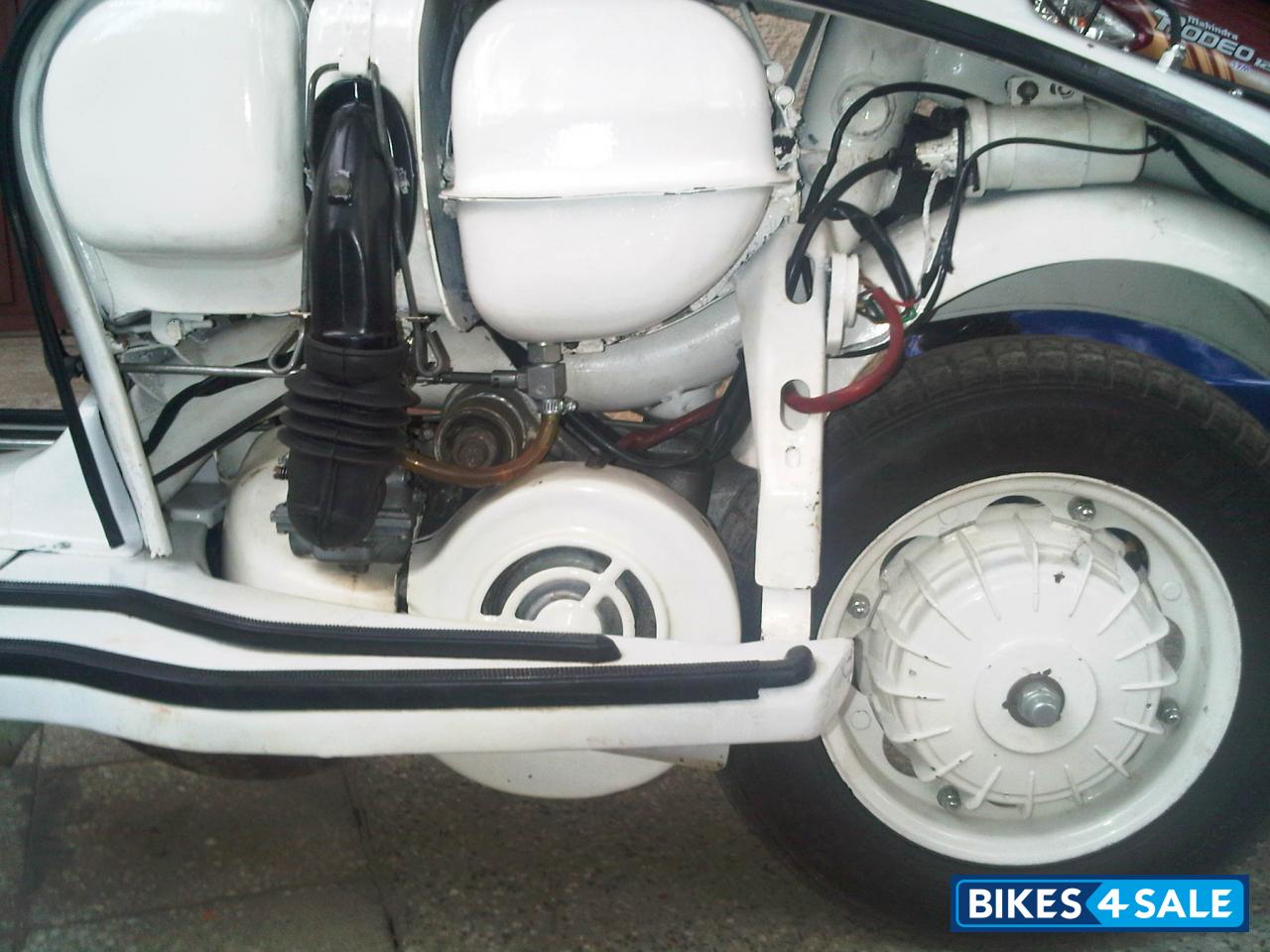 Vintage Scooter Vijai Super