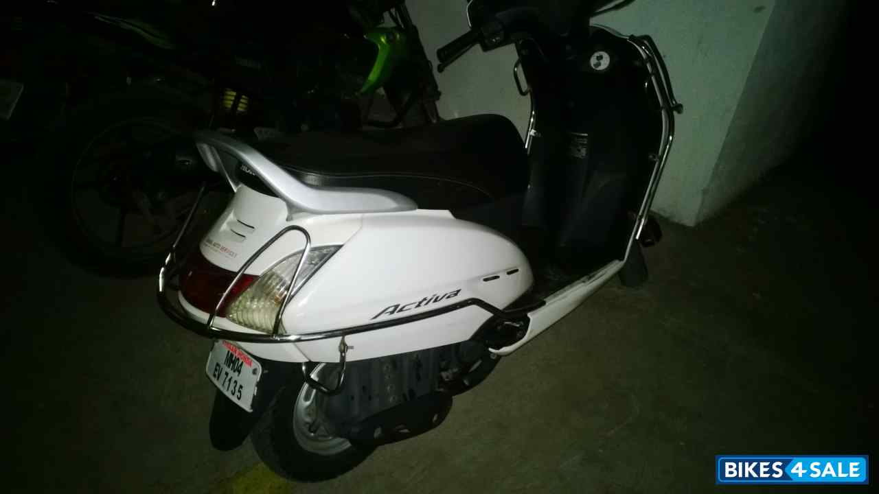 White Honda Activa White Honda Activa