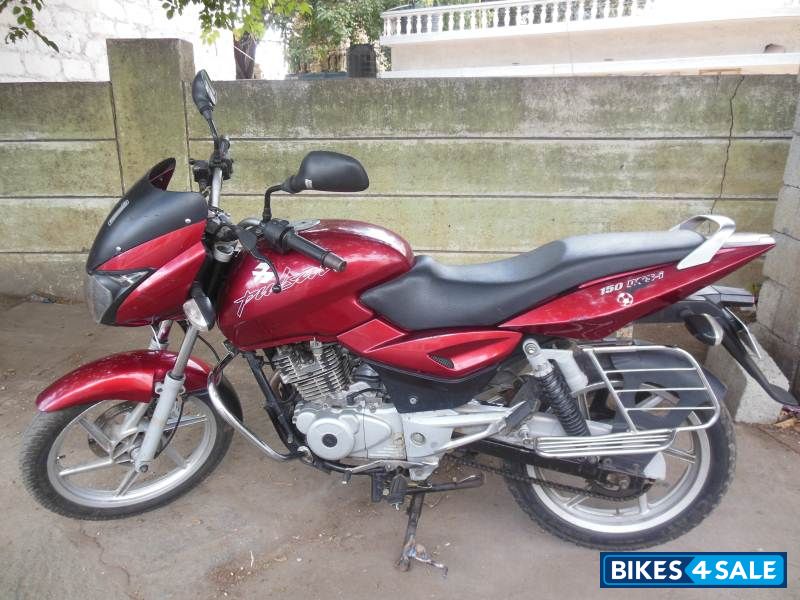 Red Bajaj Pulsar 150 DTSi