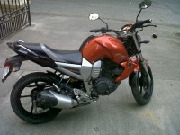 Orange Yamaha FZ16