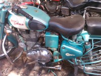 Royal Enfield Classic 500