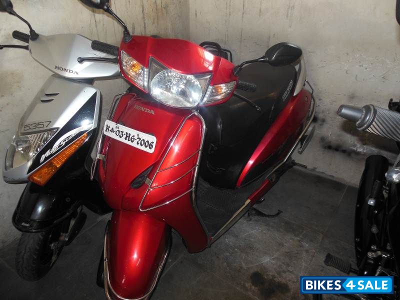 Red Honda Activa