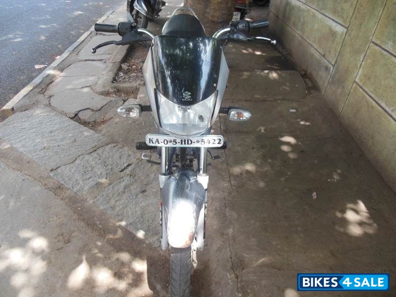 Gray Bajaj Platina 100 Gray Bajaj Platina 100