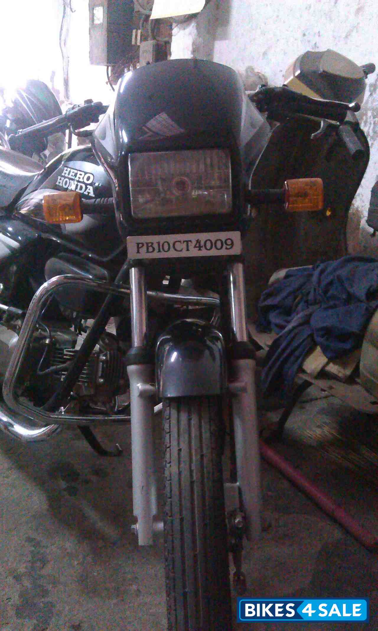 Black Hero Splendor Plus