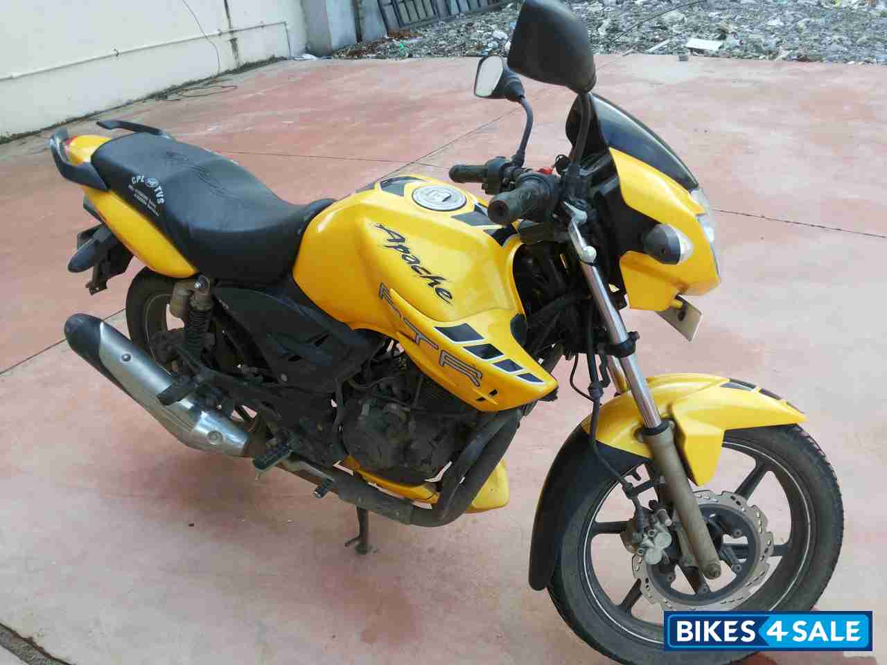 Yellow TVS Apache RTR 180