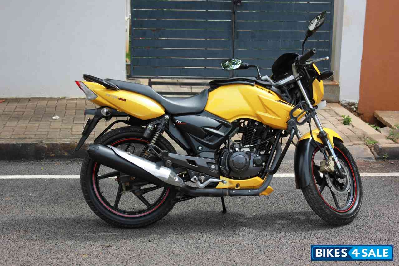 Yellow TVS Apache RTR 160