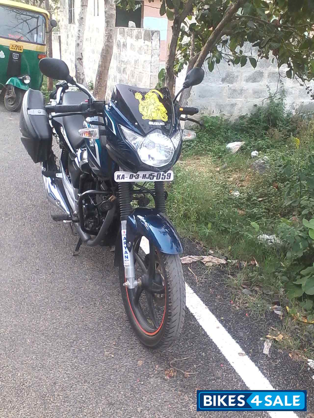 Blue Suzuki GS 150R
