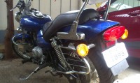 Blue Bajaj Avenger 220 DTS-i