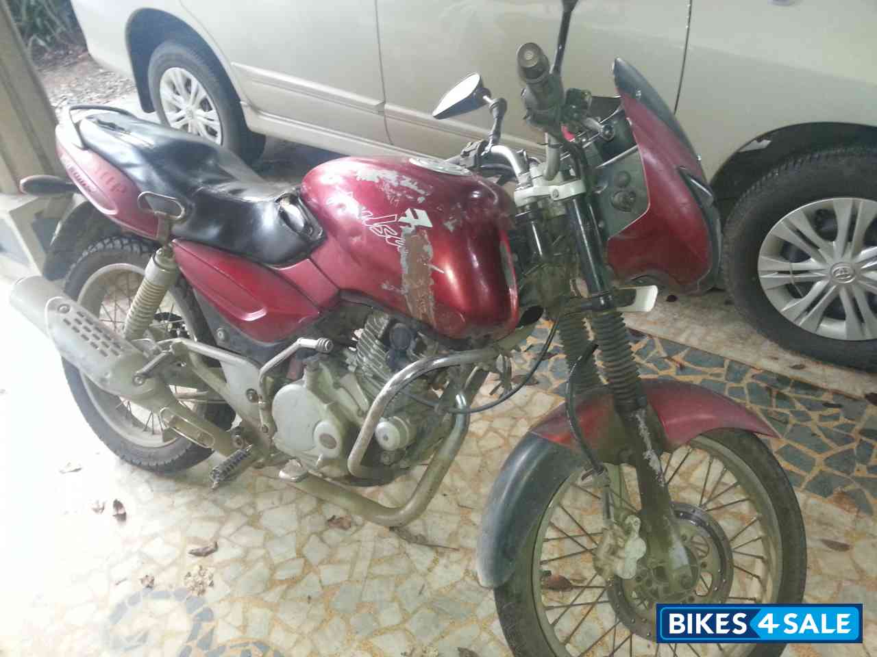 Red Bajaj Pulsar 150 DTSi