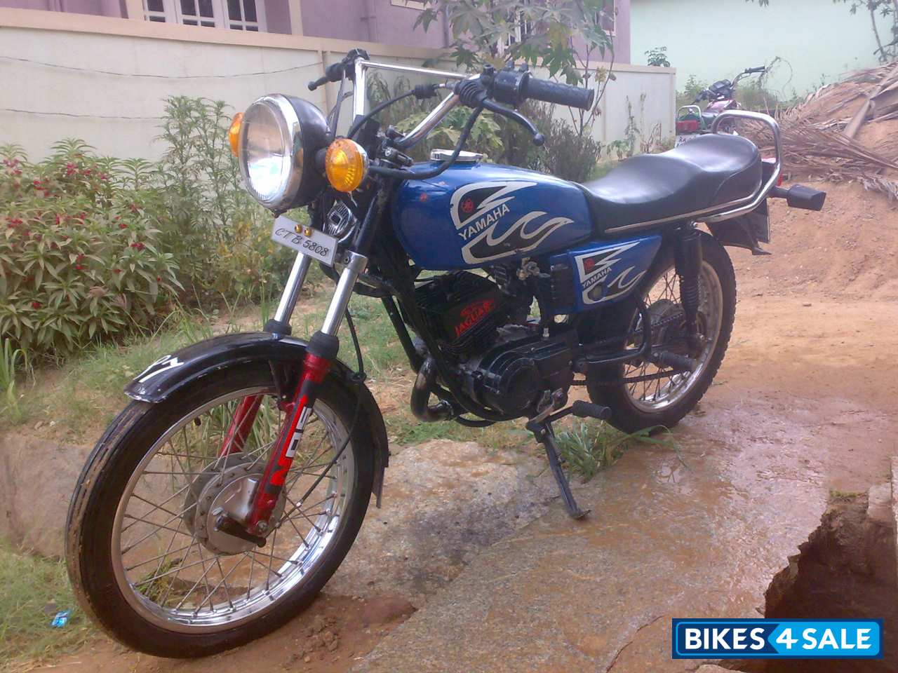 Blue Yamaha RX 100