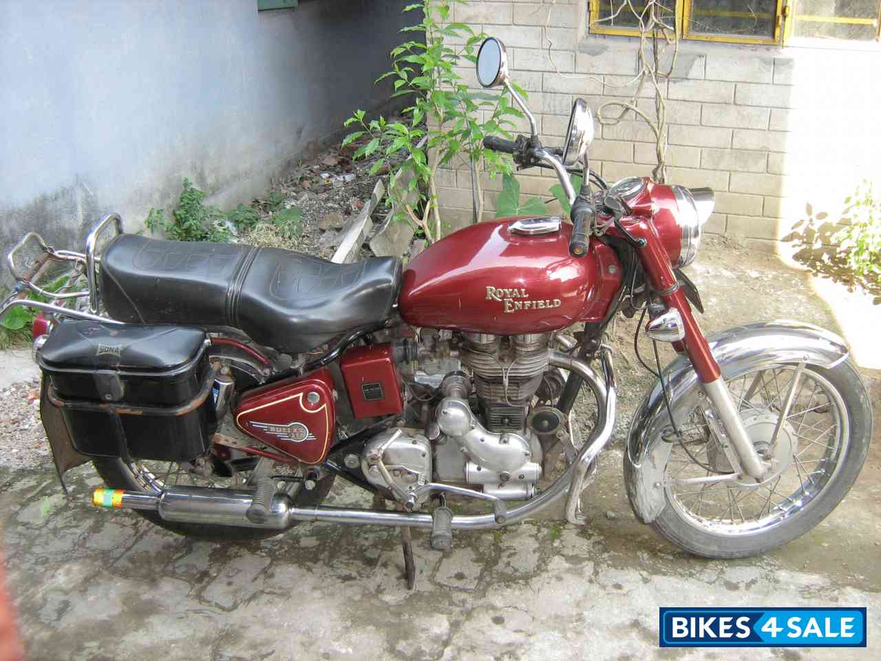 Cherry Red Royal Enfield Bullet Standard 350