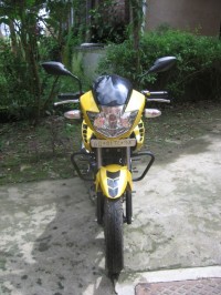 Pearlcent Yellow TVS Apache RTR FI 160