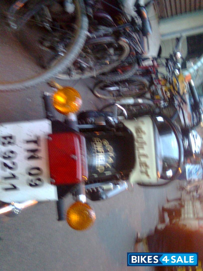 Magic Green Royal Enfield Bullet Standard 350 Magic Green Royal Enfield Bullet Standard 350