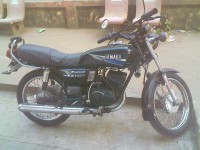 Black Yamaha RX 135