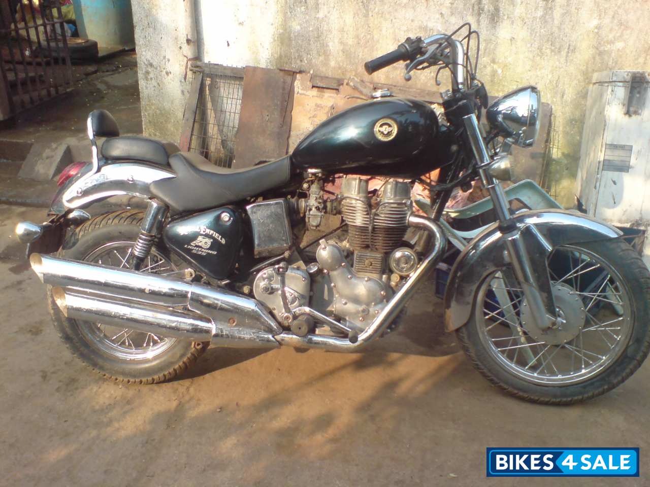 Green Royal Enfield Lightning 535 Green Royal Enfield Lightning 535