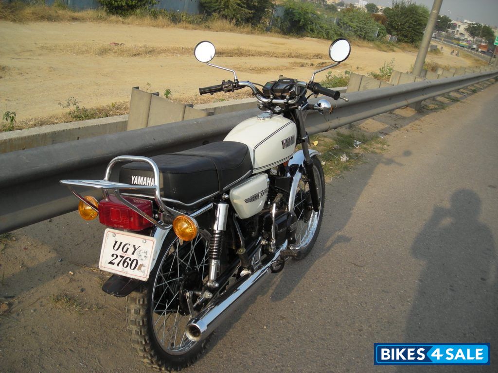 Yamaha RX 100