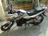 Silver Hero Karizma R