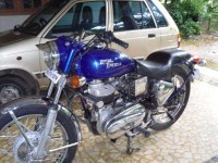 Peacock Blue Royal Enfield Bullet Machismo 350 Old