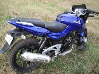Long Beach Blue Bajaj Pulsar 200 DTSi