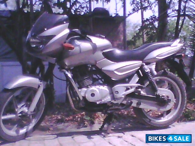 bajaj pulsar 150 petrol lock price