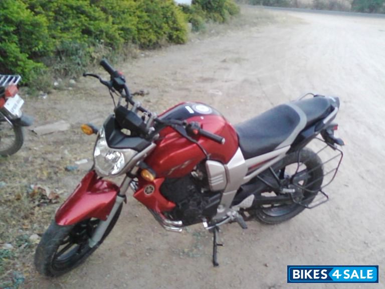 Red&black Yamaha FZ