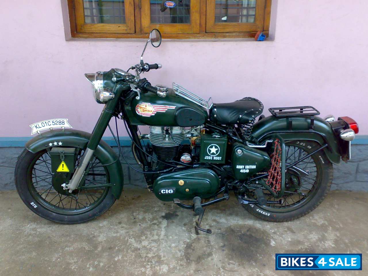 Used 1979 model Ideal Jawa Yezdi for sale in Ernakulam. ID 23009. Army