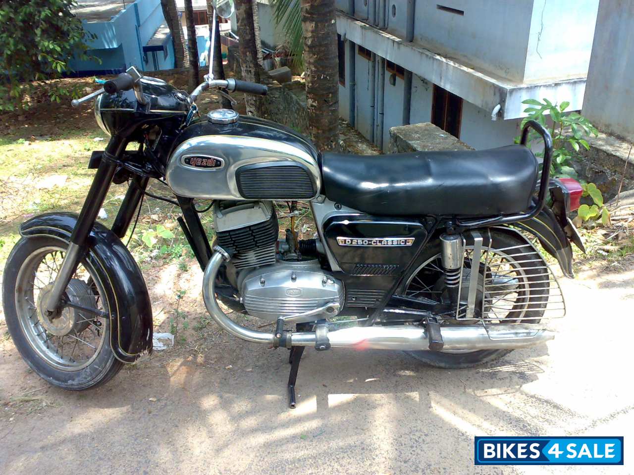 Used 1983 Model Ideal Jawa Yezdi Classic For Sale In