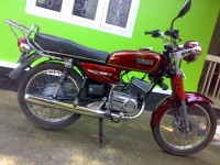 Honda Red Yamaha RX 100