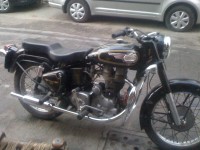 Black Royal Enfield Bullet Standard 350