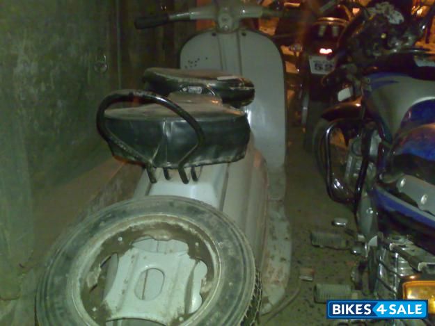 Vintage Scooter Lamby 150