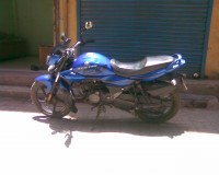 Blue Bajaj XCD 125 DTS-Si