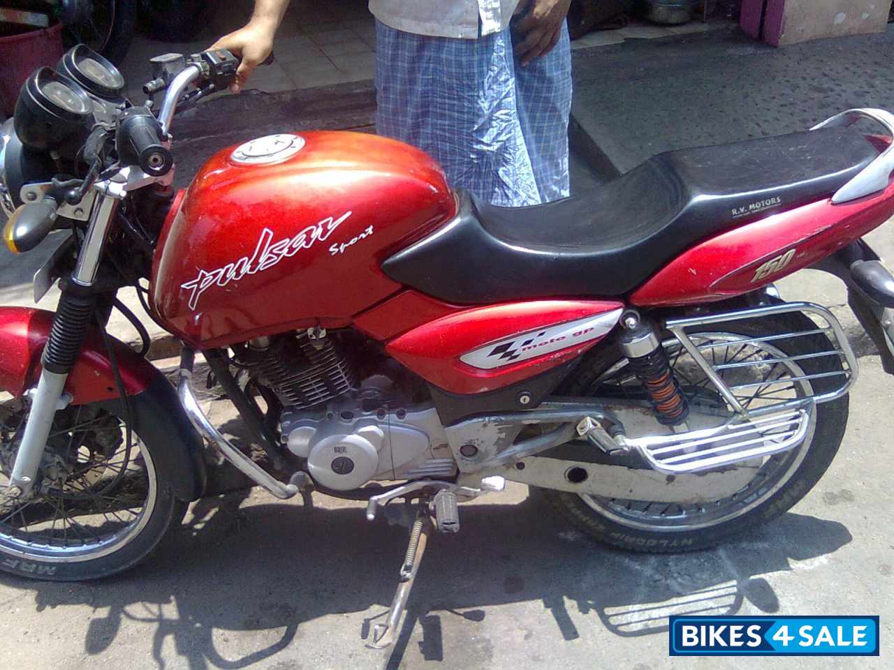 Red Bajaj Pulsar 150 Round Headlight Red Bajaj Pulsar 150 Round Headlight