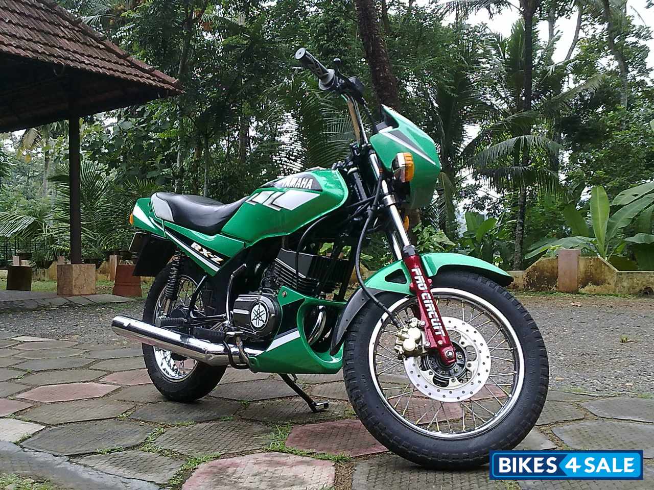Green Yamaha RXZ Green Yamaha RXZ