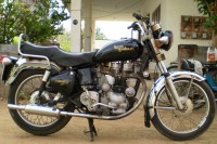 Black Royal Enfield Bullet Standard 350