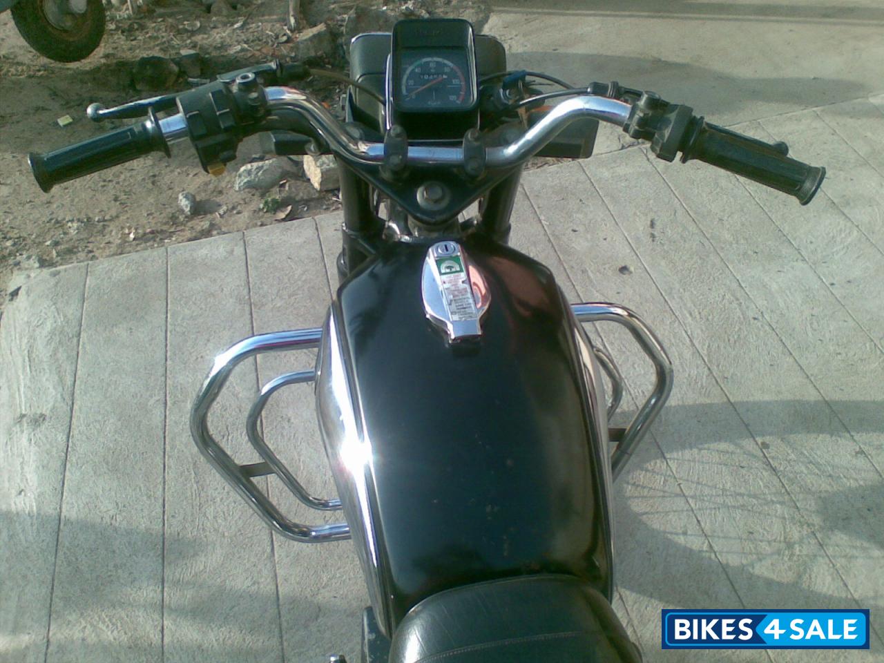 Black Yamaha Rajdoot