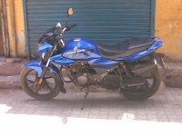 Blue Bajaj XCD 125 DTS-Si