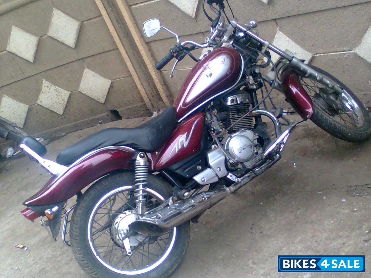 Maroon Yamaha Enticer