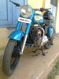 Metallic Blue Royal Enfield Bullet Diesel Taurus
