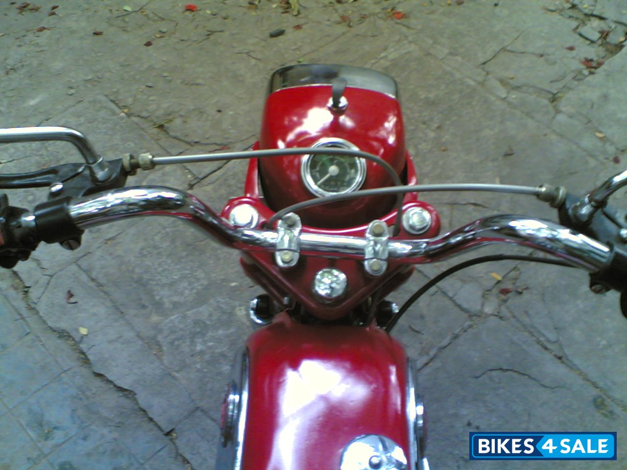 Burgundy Red Yamaha Rajdoot Burgundy Red Yamaha Rajdoot