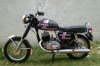 Black Ideal Jawa Yezdi RoadKing